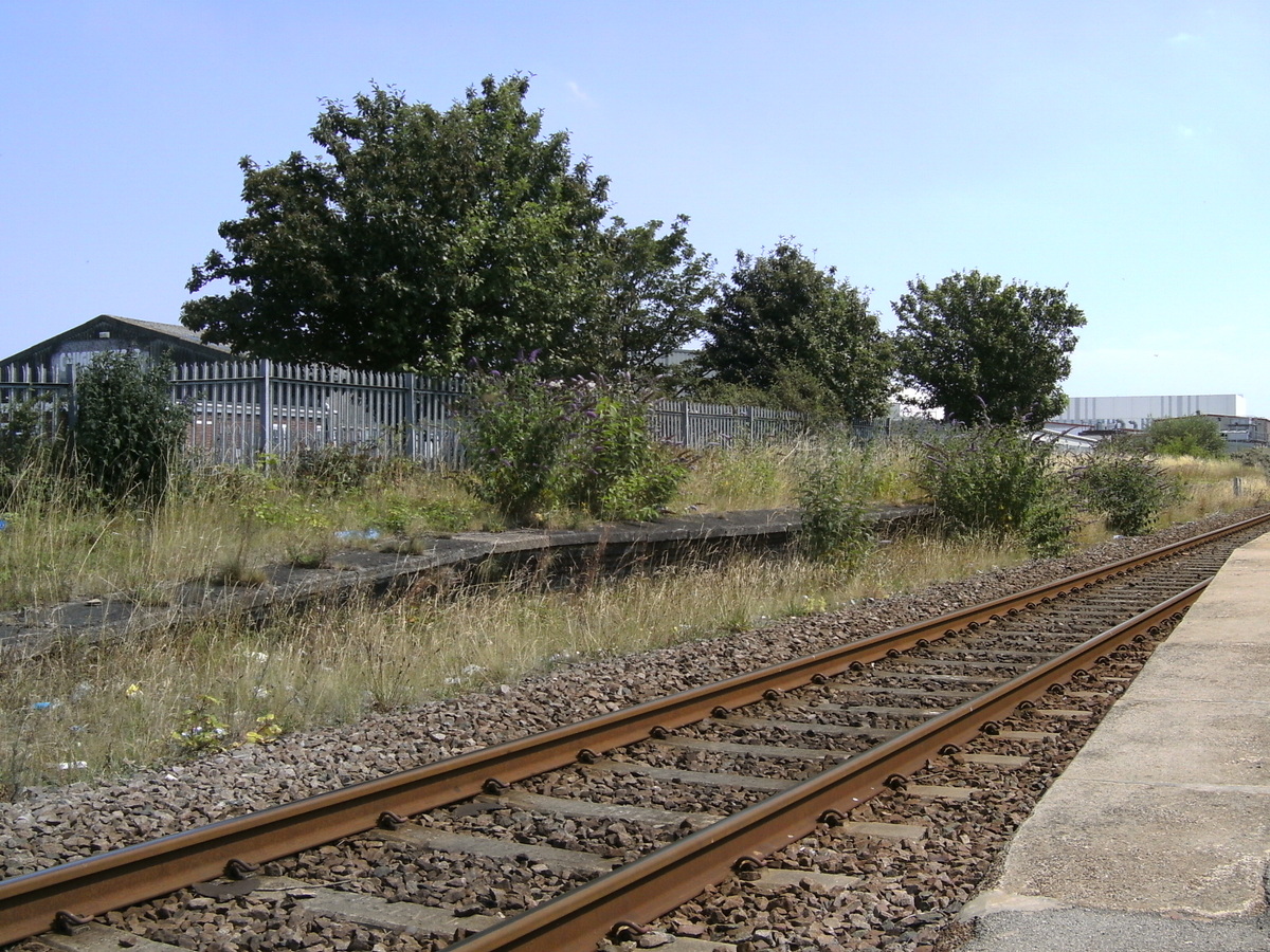 Old double-length platform at New Clee